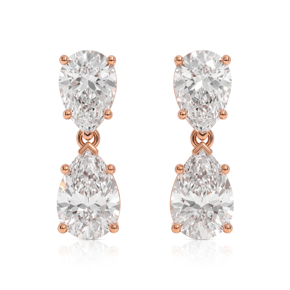Lara earrings in 14K gold with a pear-cut lab-grown diamond