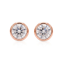 Liana earrings in 14K yellow gold with a round-cut lab-grown diamond