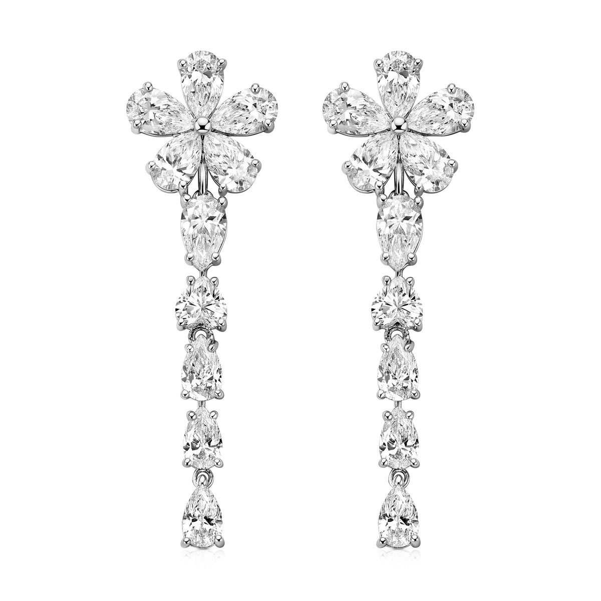 Leila earrings in 14K gold with a lab-grown diamond