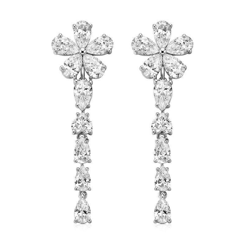 Leila earrings in 14K gold with a lab-grown diamond