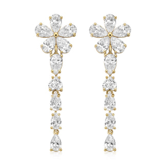 Leila earrings in 14K gold with a lab-grown diamond