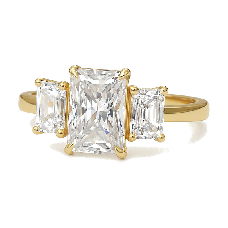 Luna ring in 14K yellow gold with a radiant-cut lab-grown diamond