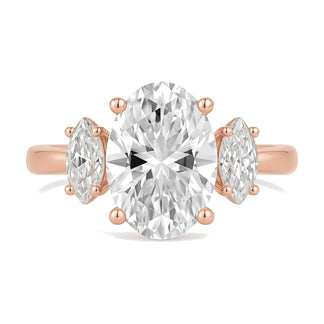 Vera ring in 14K rose gold with an oval-cut lab-grown diamond
