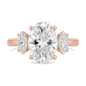 Vera ring in 14K rose gold with an oval-cut lab-grown diamond