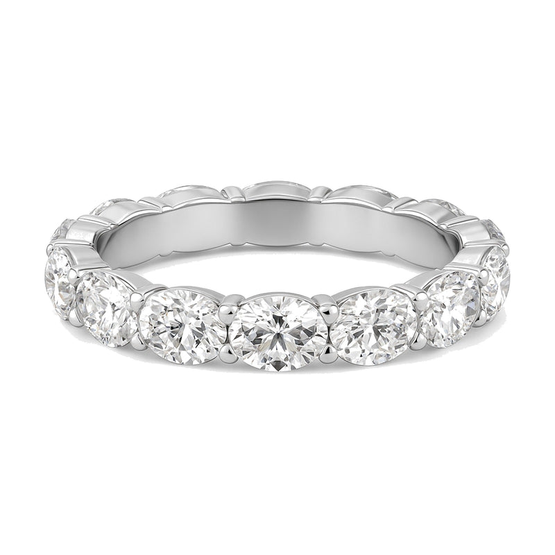 Celeste ring in 14K white gold with an oval-cut lab-grown diamond