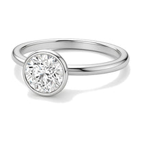 Emma ring in 14K white gold with a round-cut lab-grown diamond