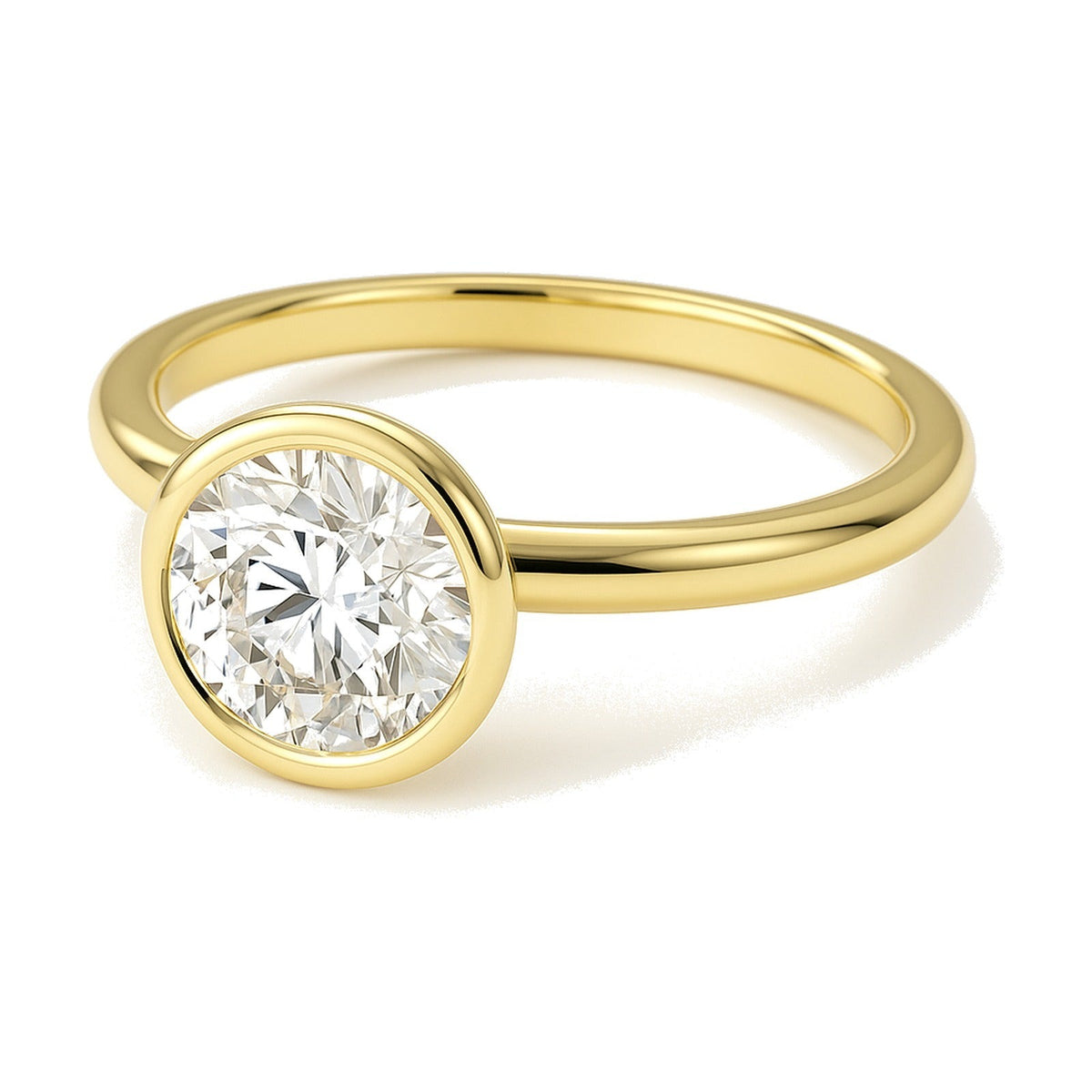 Emma ring in 14K yellow gold with a round-cut lab-grown diamond