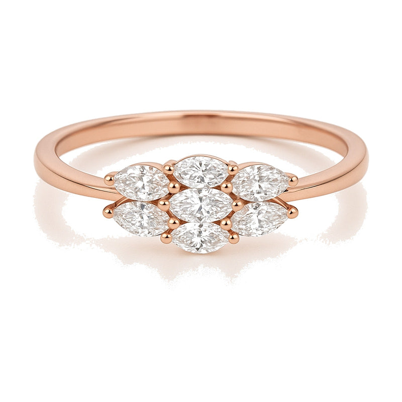 Eva ring in 14K rose gold with a lab-grown diamond