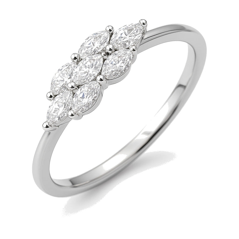 Eva ring in 14K white gold with a lab-grown diamond