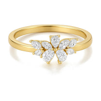 Fleur ring in 14K yellow gold with a lab-grown diamond