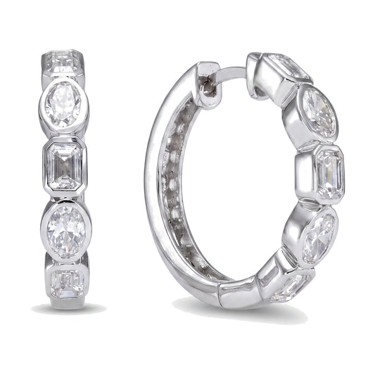 Ines earrings in 14K white gold with a lab-grown diamond