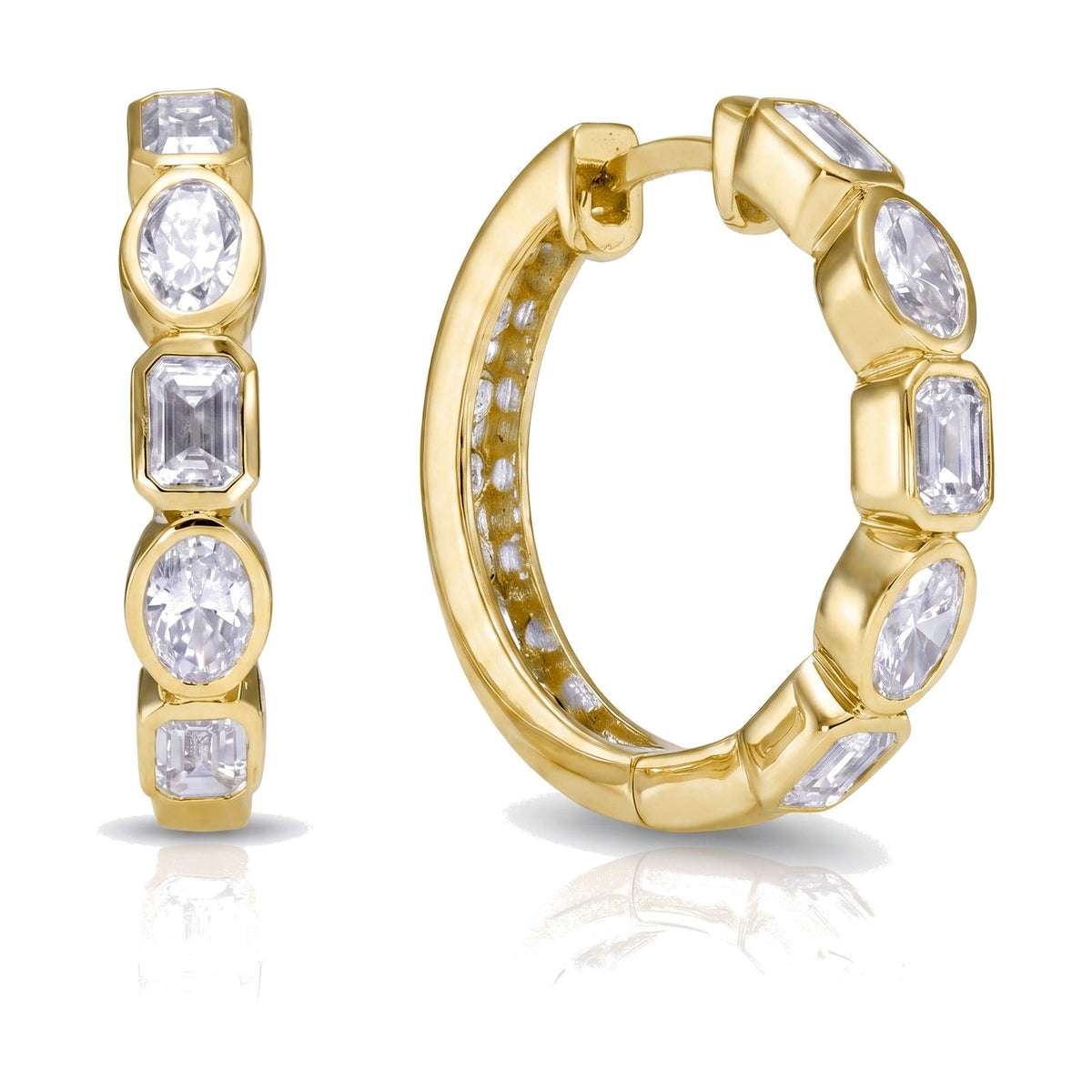 Ines earrings in 14K yellow gold with a lab-grown diamond