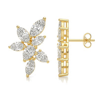 Jade earrings in 14K yellow gold with a pear-cut lab-grown diamond