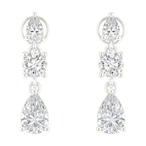 Laurel earrings in 14K white gold with a lab-grown diamond