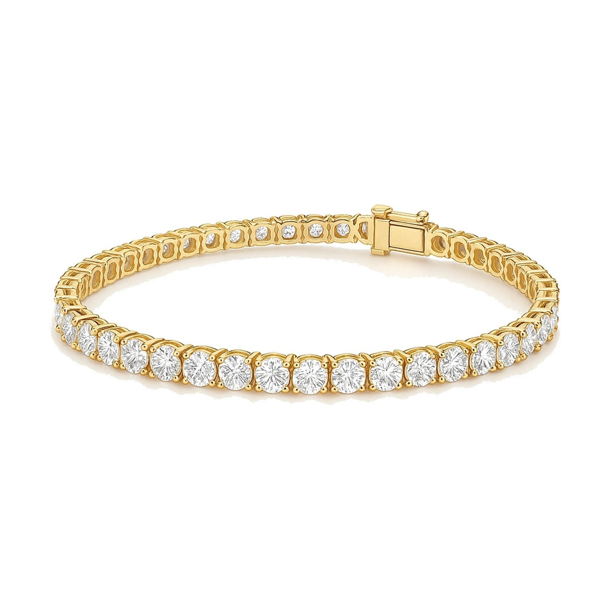 Noelle bracelet in 14K yellow gold with a round-cut lab-grown diamond