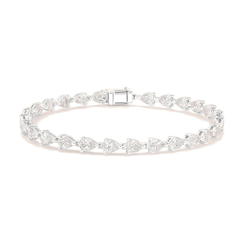 Odette bracelet in 14K white gold with a pear-cut lab-grown diamond