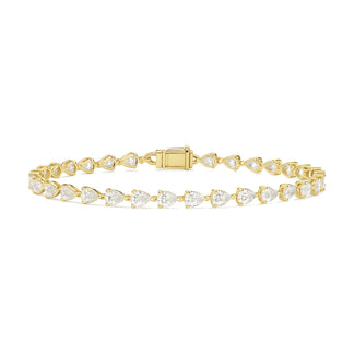 Odette bracelet in 14K yellow gold with a pear-cut lab-grown diamond