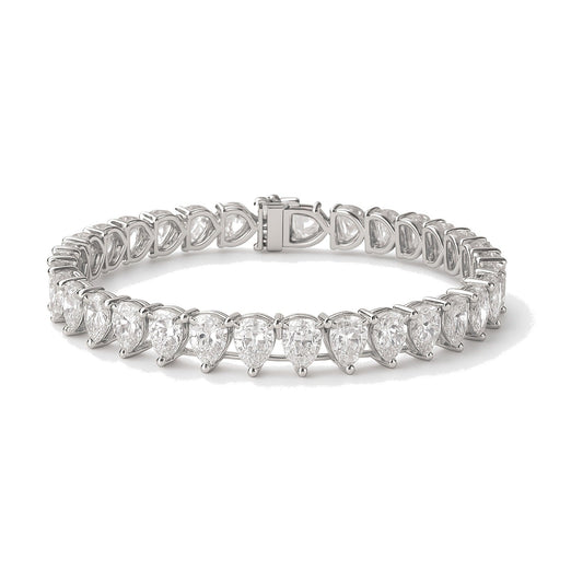 Olivia bracelet in 14K white gold with a lab-grown diamond