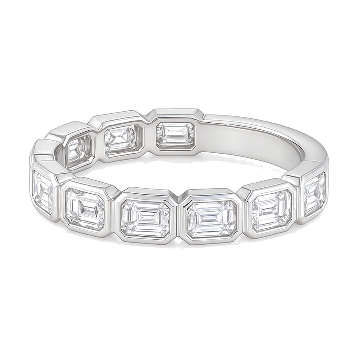 Simone ring in 14K white gold with a lab-grown diamond