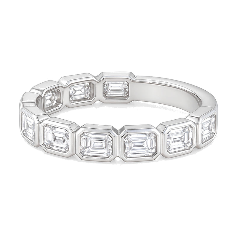 Simone ring in 14K white gold with a lab-grown diamond