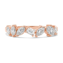 Sofia ring in 14K rose gold with a lab-grown diamond