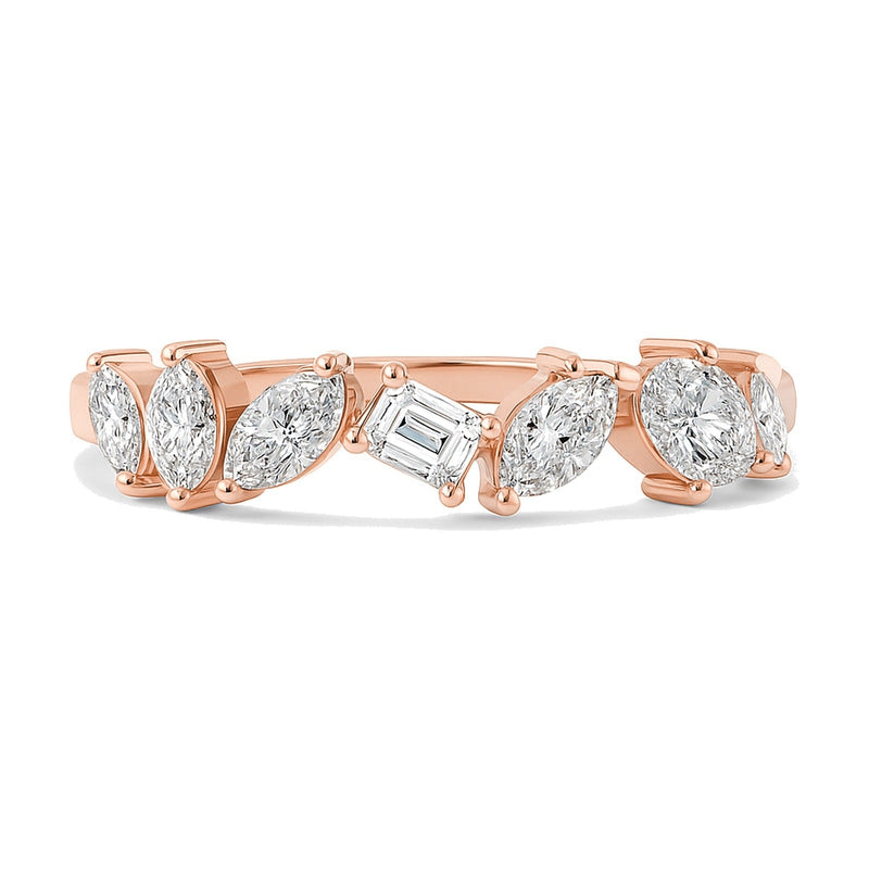 Sofia ring in 14K rose gold with a lab-grown diamond
