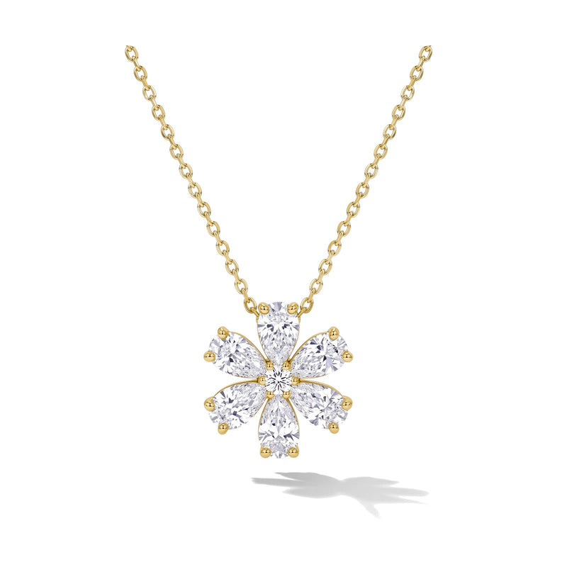 Zara pendant in 14K yellow gold with a round-cut lab-grown diamond