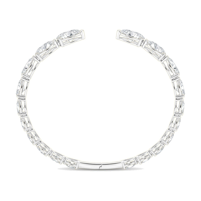 Aurora bracelet in 14K white gold with a pear-cut lab-grown diamond