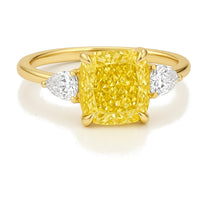 Aline ring in 14K yellow gold with a fancy yellow cushion-cut lab-grown diamond