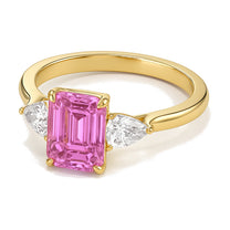 Amelie ring in 14K yellow gold with a fancy pink lab-grown diamond