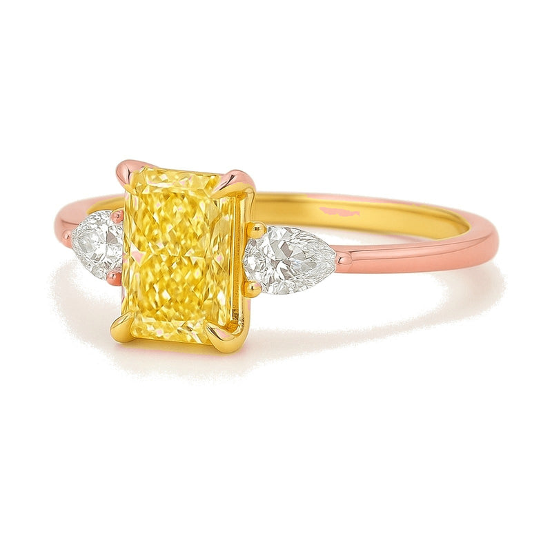 Anouk ring in 14K rose gold with a fancy yellow lab-grown diamond