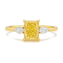 Anouk ring in 14K yellow gold with a fancy yellow lab-grown diamond
