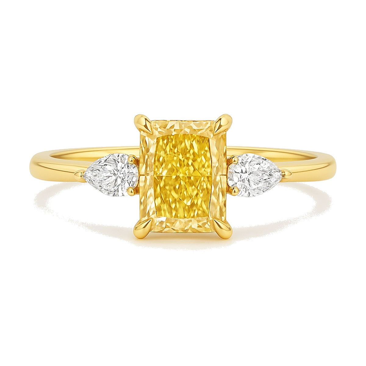 Anouk ring in 14K yellow gold with a fancy yellow lab-grown diamond