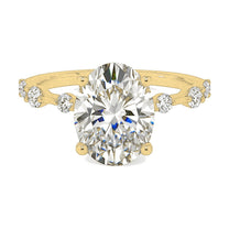 Bianca-Rose ring in 14K yellow gold with an oval-cut lab-grown diamond