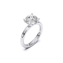Chloe ring in 14K white gold with a round-cut lab-grown diamond