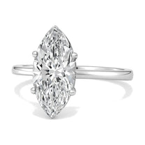 Constance ring in 14K white gold with a lab-grown diamond