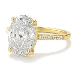 Elodie ring in 14K yellow gold with an oval-cut lab-grown diamond