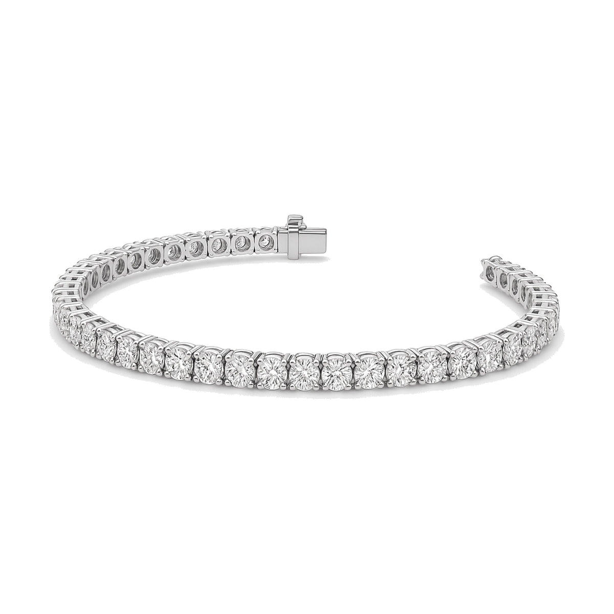 Nathalie bracelet in 14K white gold with round-cut lab-grown diamonds