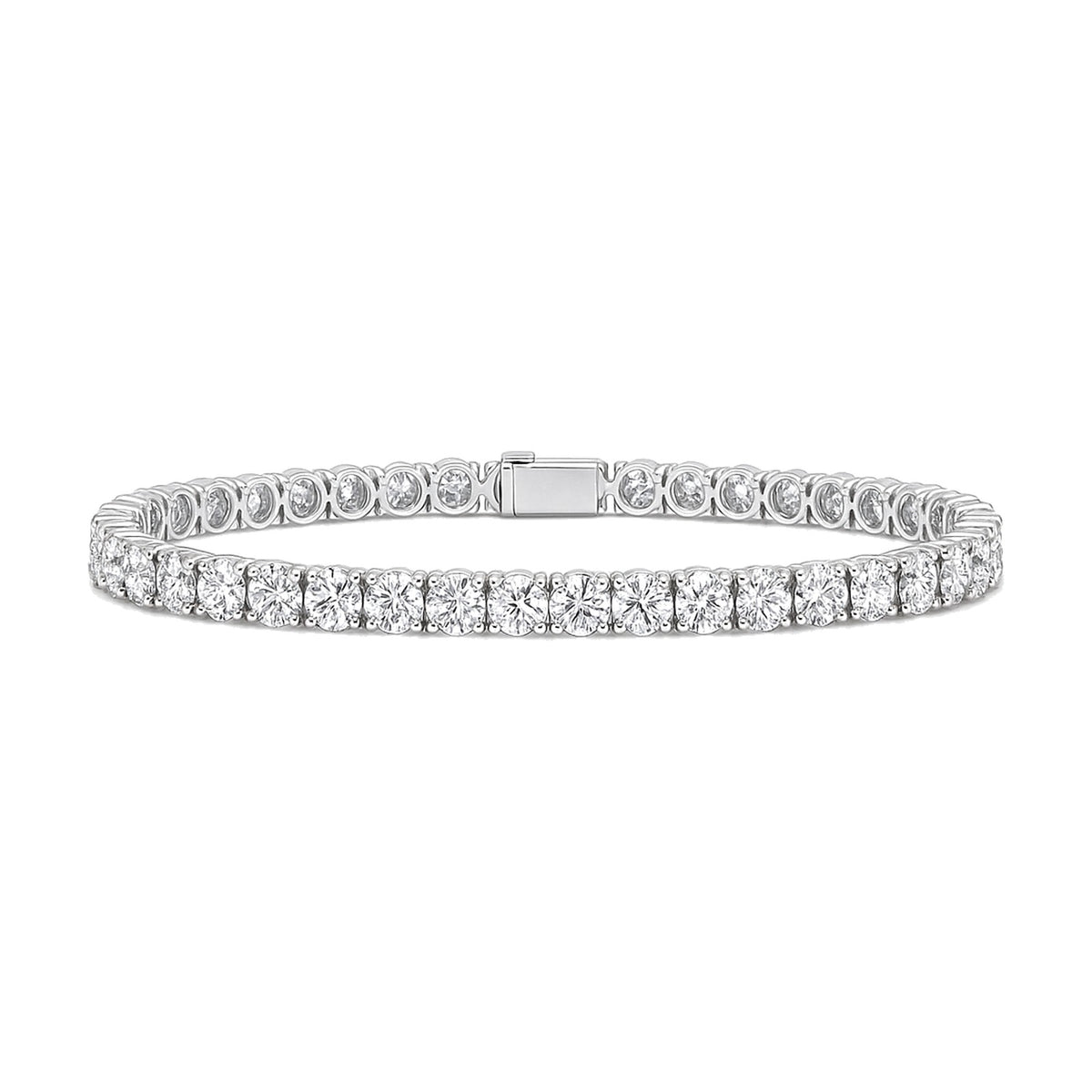 Orianne bracelet in 14K white gold with round-cut lab-grown diamonds