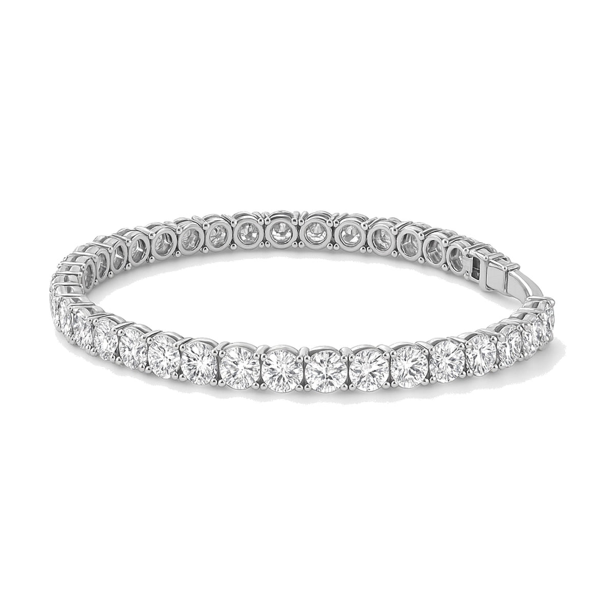 Orianne bracelet in 14K white gold with round-cut lab-grown diamonds