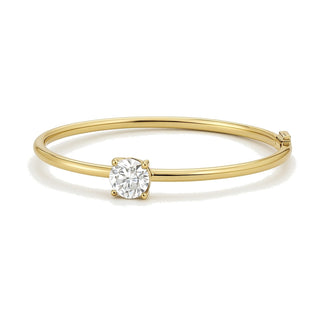 Rosalie bracelet in 14K yellow gold with a round-cut lab-grown diamond
