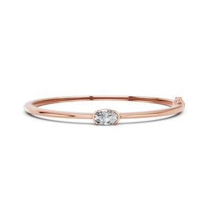 Sabrina bracelet in 14K rose gold with an oval-cut lab-grown diamond