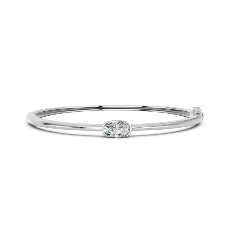 Sabrina bracelet in 14K white gold with an oval-cut lab-grown diamond