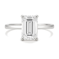 Victoire ring in 14K white gold with an emerald-cut lab-grown diamond