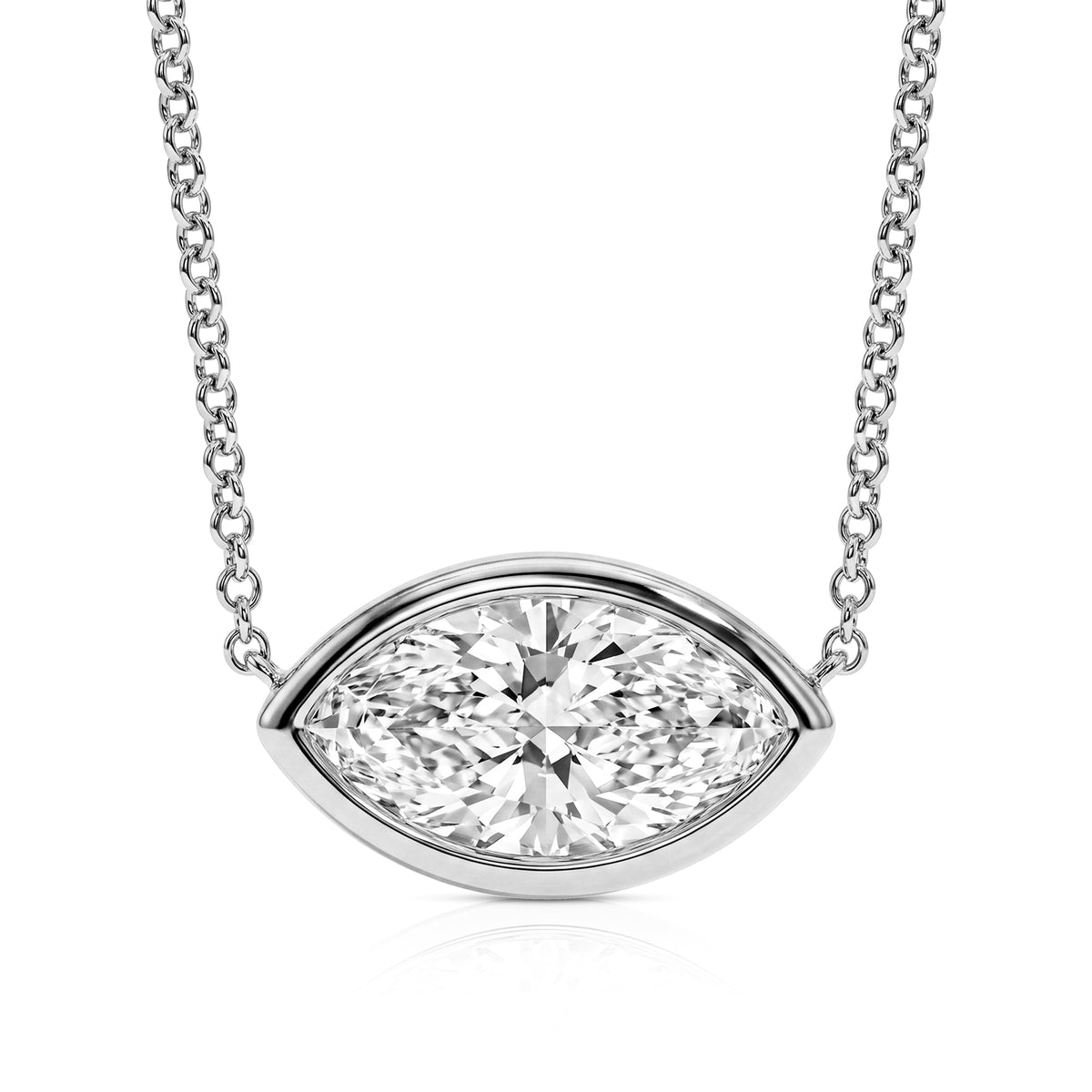 Sabine pendant in 14K gold with a marquise-cut lab-grown diamond