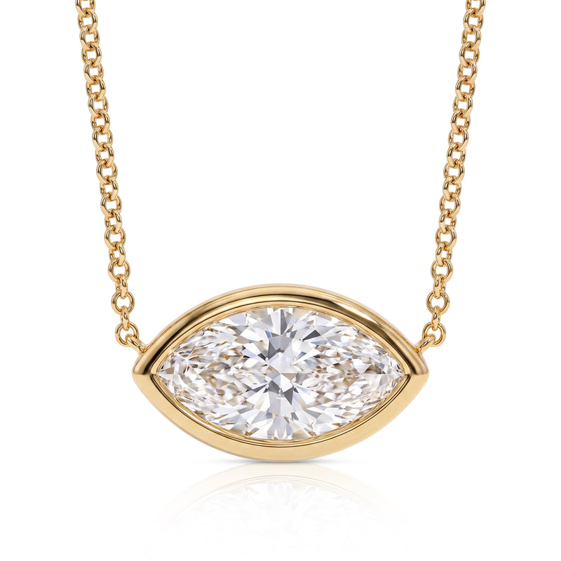 Sabine pendant in 14K gold with a marquise-cut lab-grown diamond