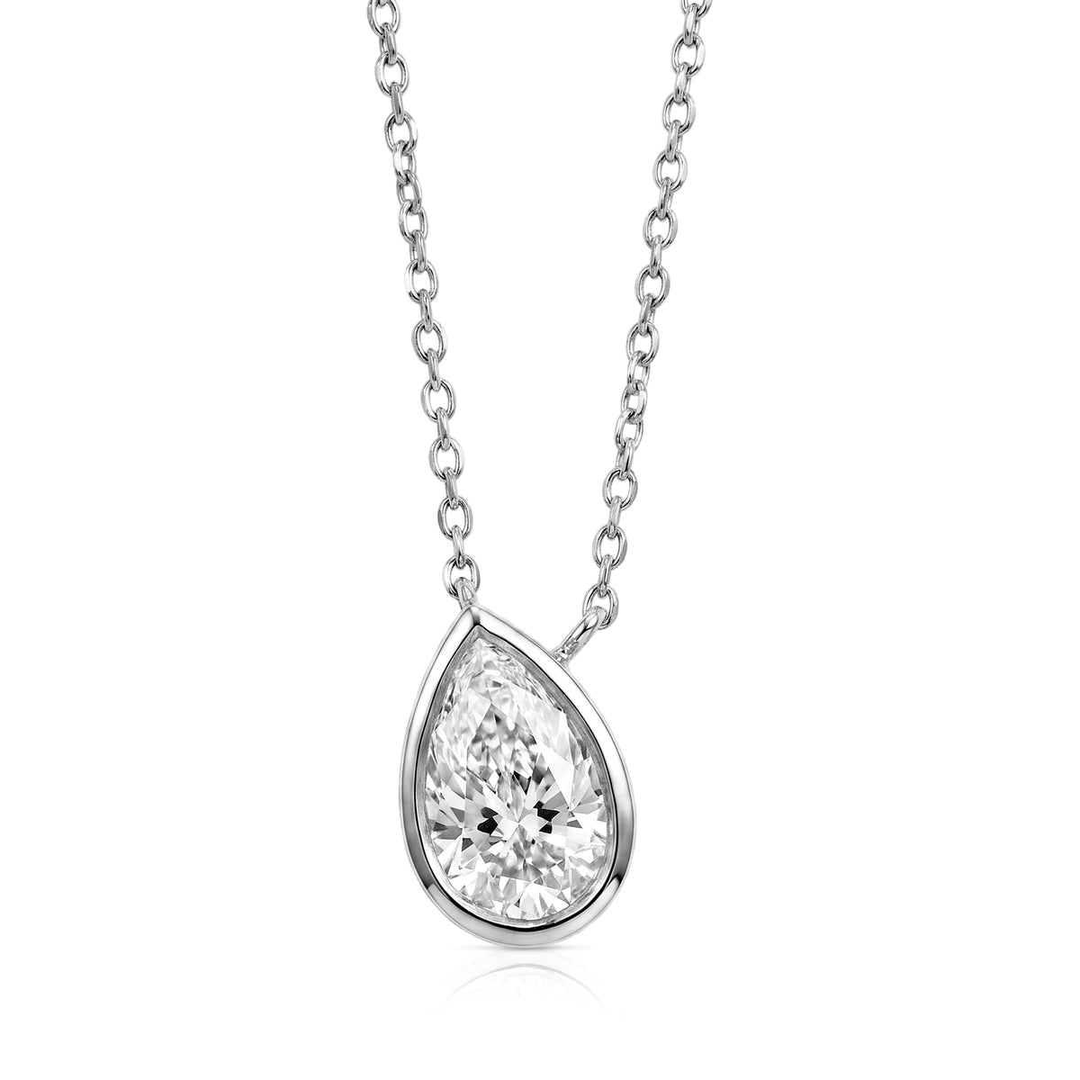 Lila pendant in 14K gold with a pear-cut lab-grown diamond