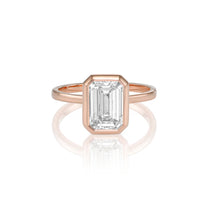Colette ring in 14K rose gold with an emerald-cut lab-grown diamond