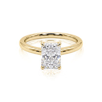 Mia ring in 14K gold with a radiant-cut lab-grown diamond