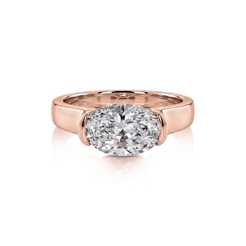 Mila ring in 14K gold with an oval-cut lab-grown diamond